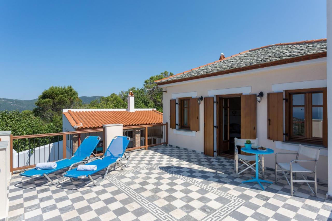 Country Ouranos * Skopelos