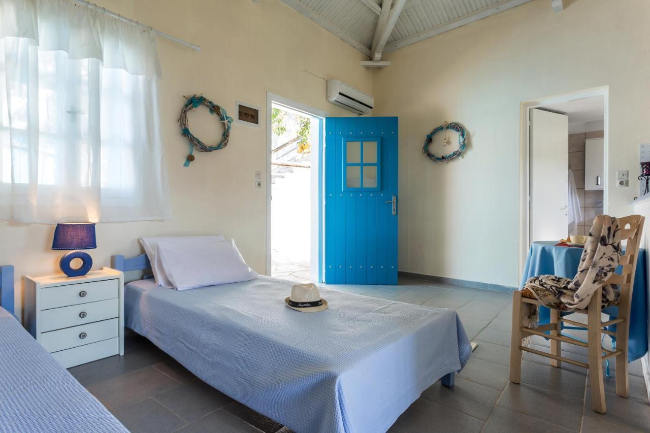 Country Ouranos Villa *